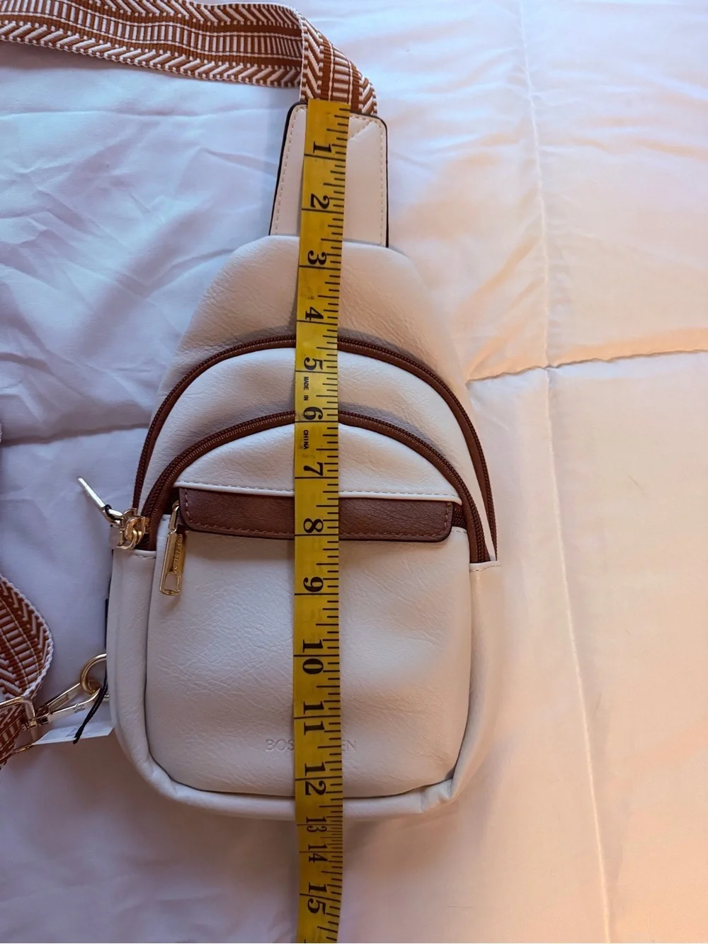 Bostanten cream crossbody
